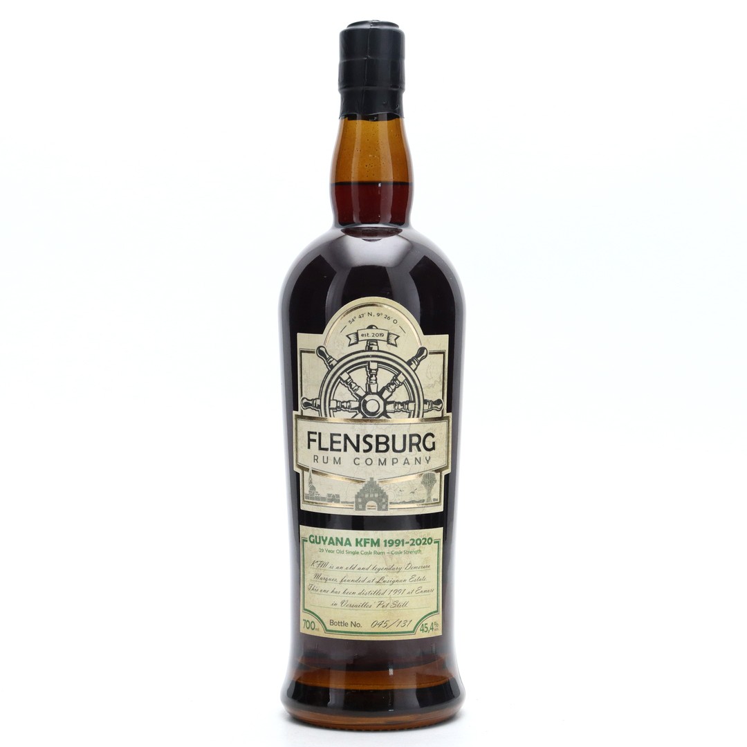 Versailles KFM 1991 Flensburg 29 Year Old Rum Auctioneer